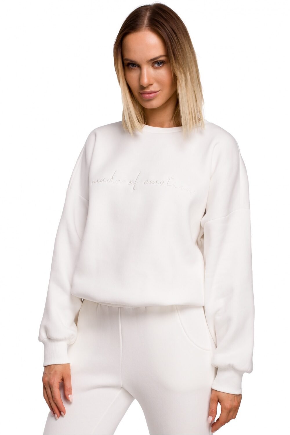 Comfy White Embroidered Sweatshirt